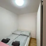 Cozy Studio Apartment In Neusser Street