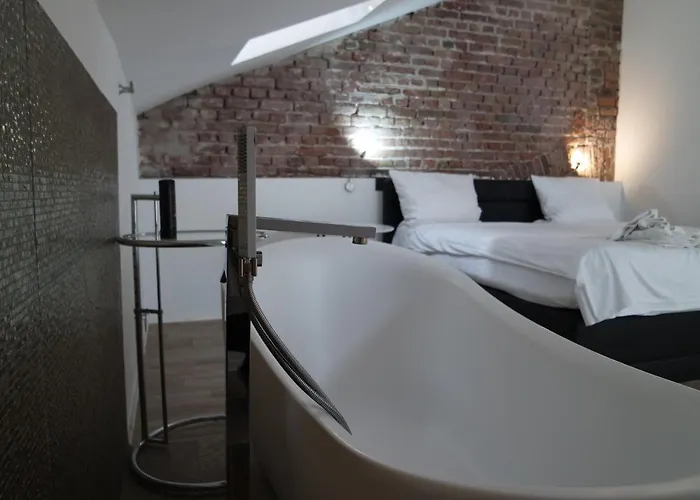 Atelier Cologne Lofts