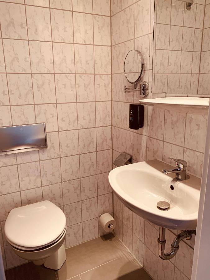 Hotel Kunibert Der Fiese Kolonia