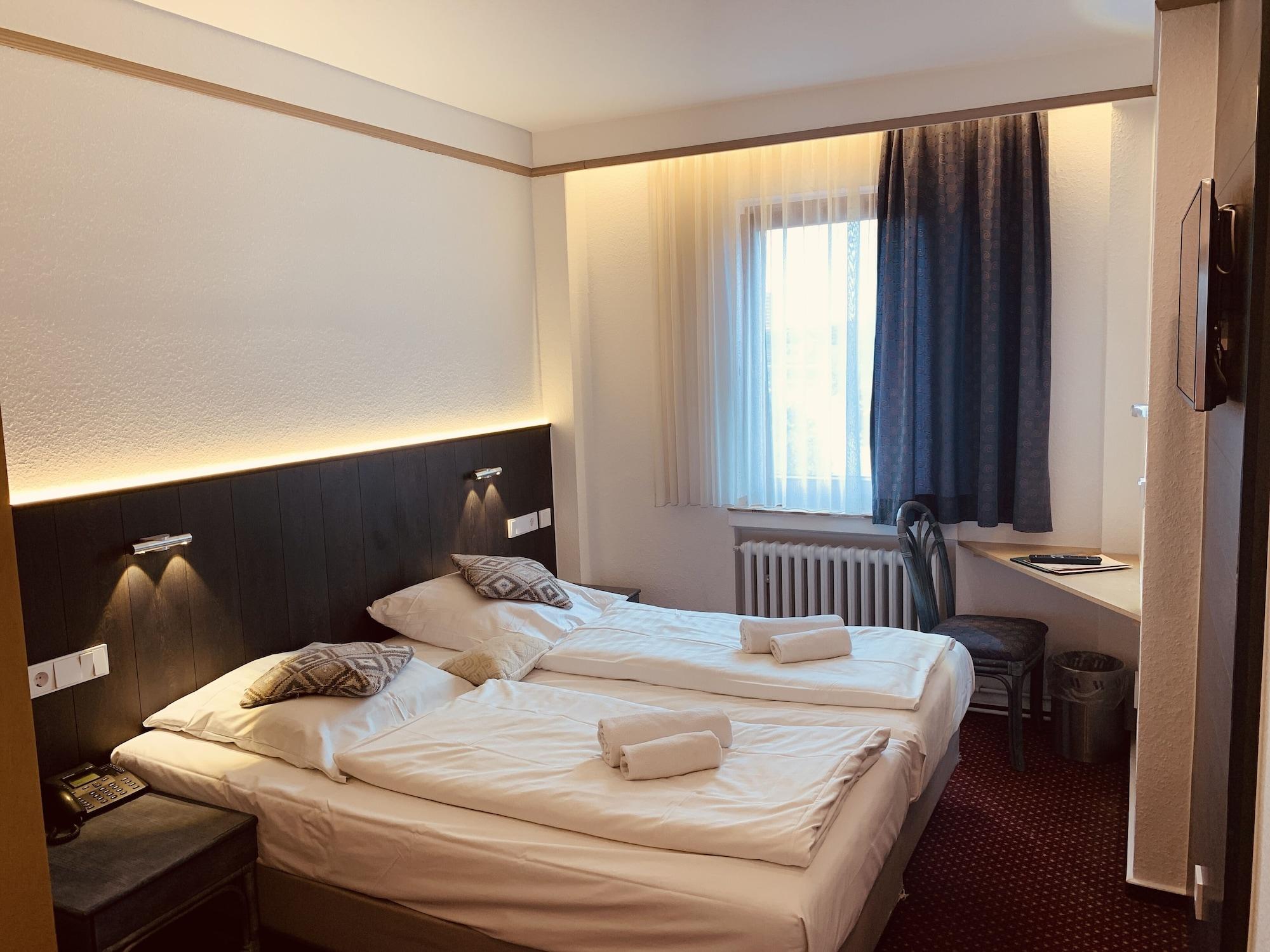 Kunibert Der Fiese Hotel