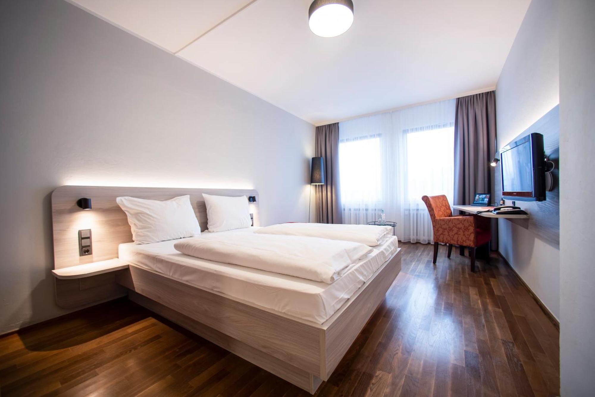 Hotel Eden Früh Am Dom 3*