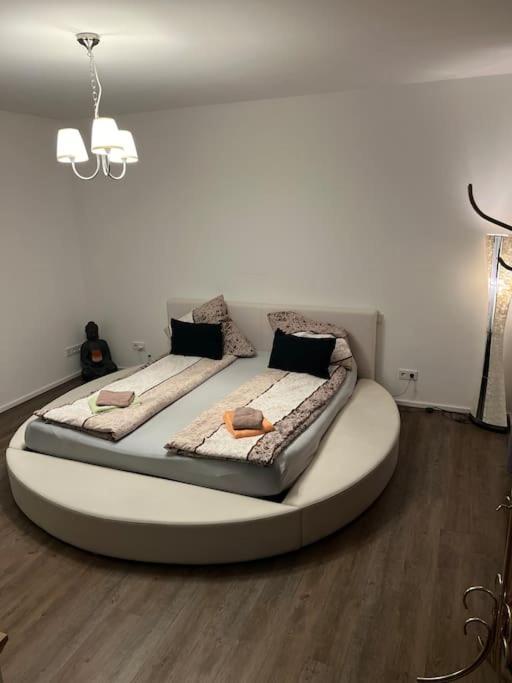 Apartamento Luxurioese Mit Sauna Und Whirlpool Colonia