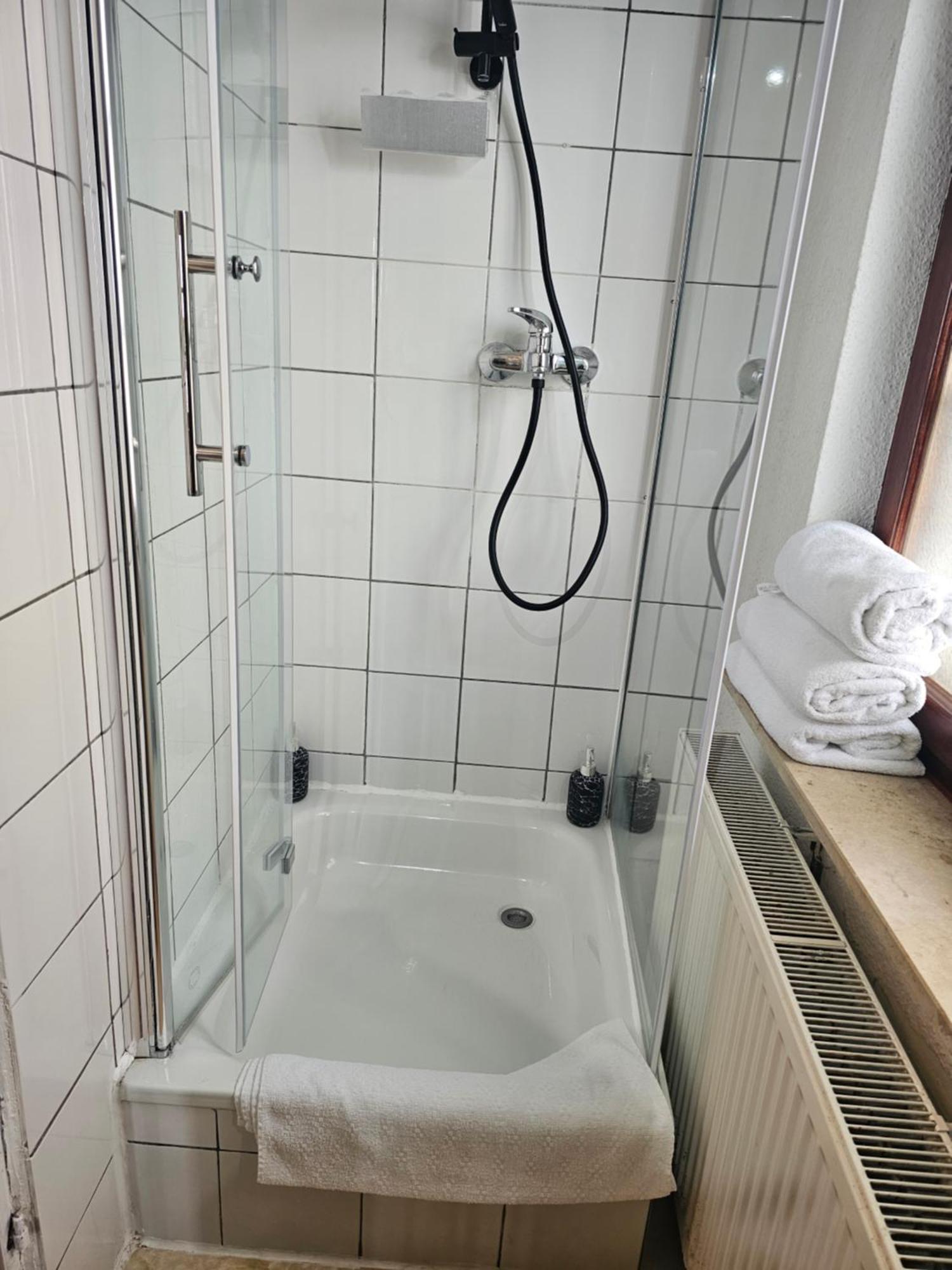 Haus Enteresan 2*