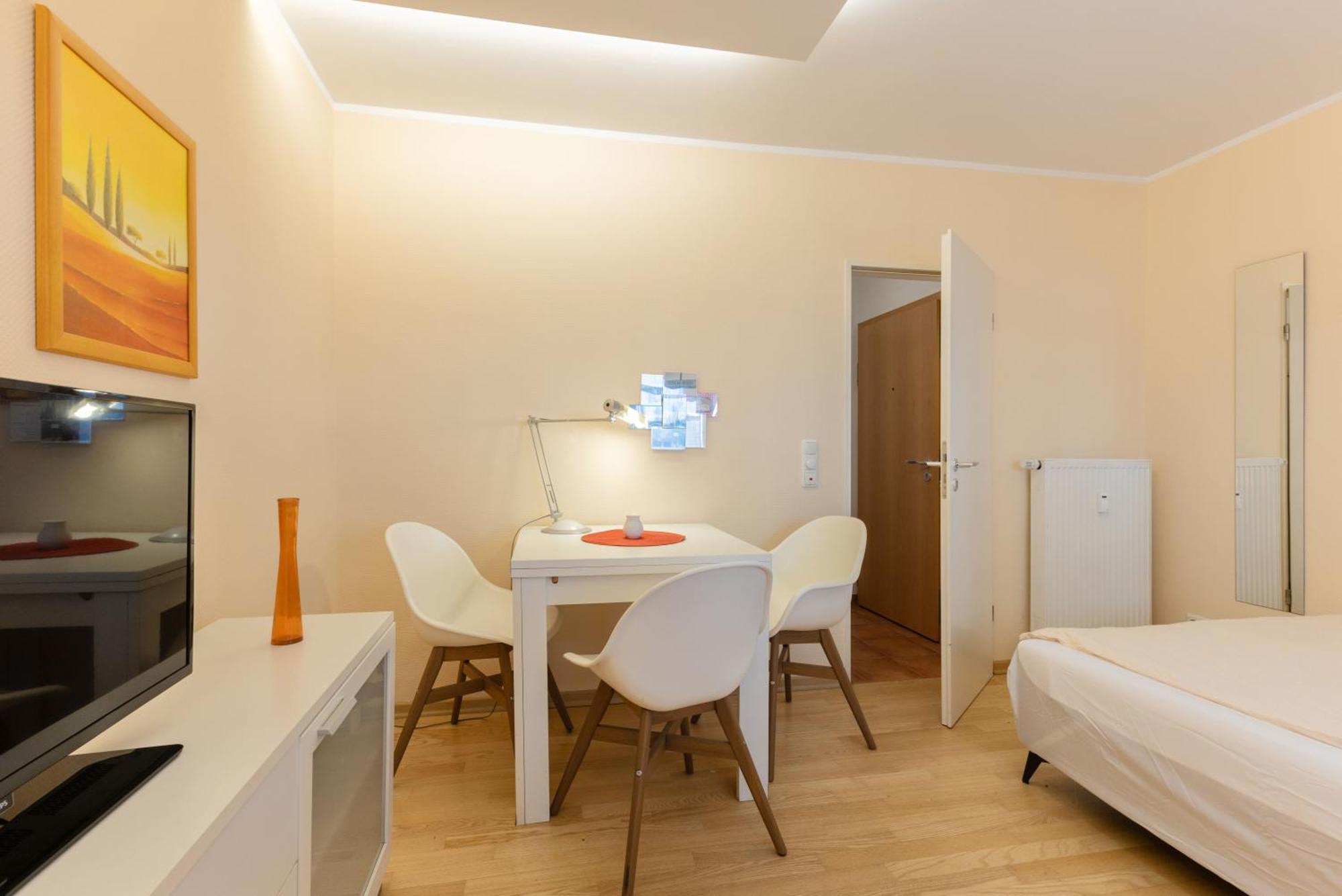 Apartment Komfort Suedstadt Messenah