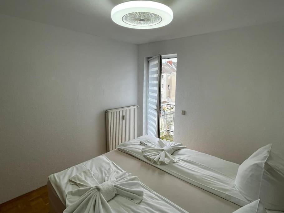 Aparment In Popular Neighborhood *