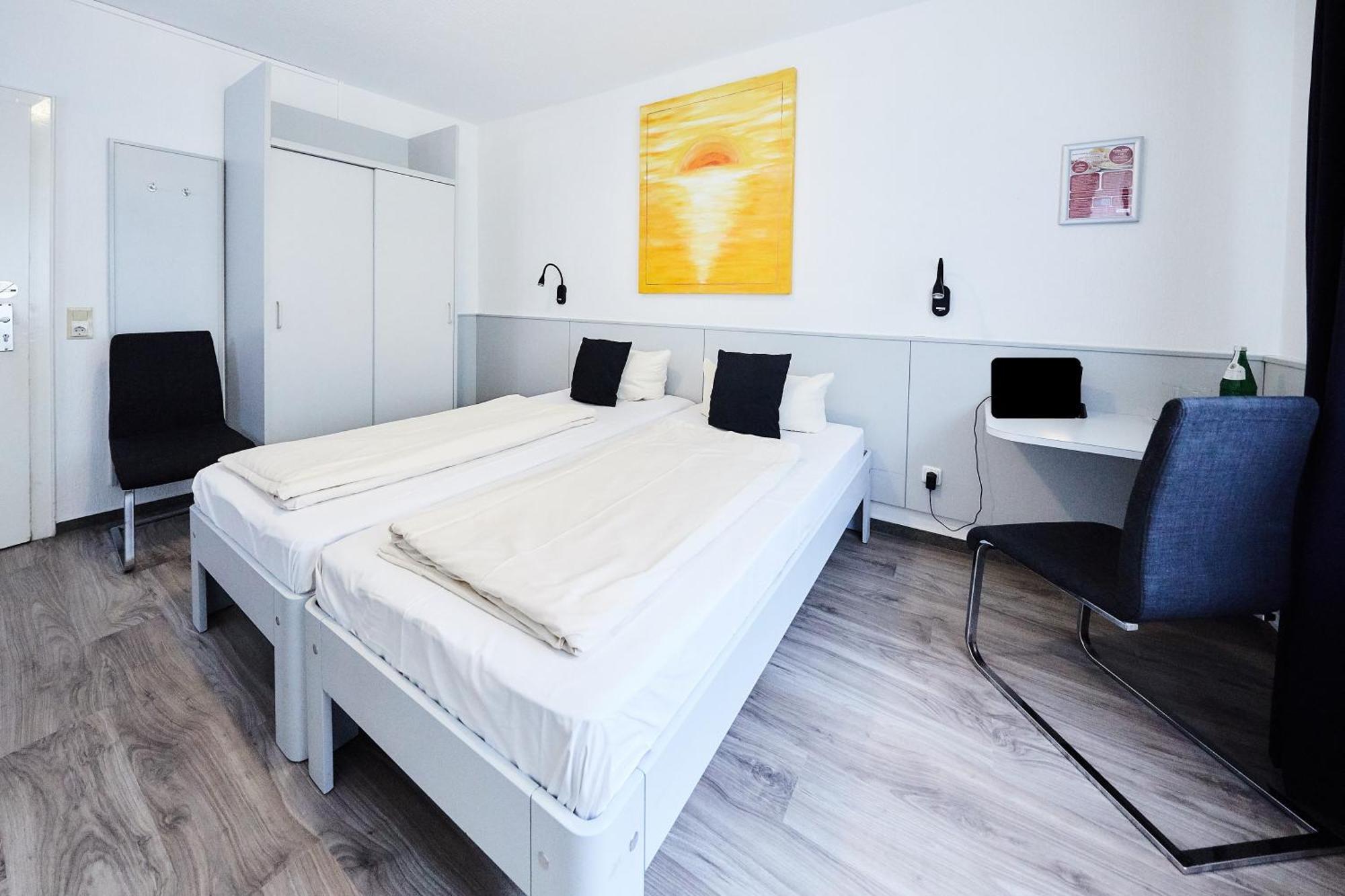 Hotel Alt Deutz City-messe-arena 2*