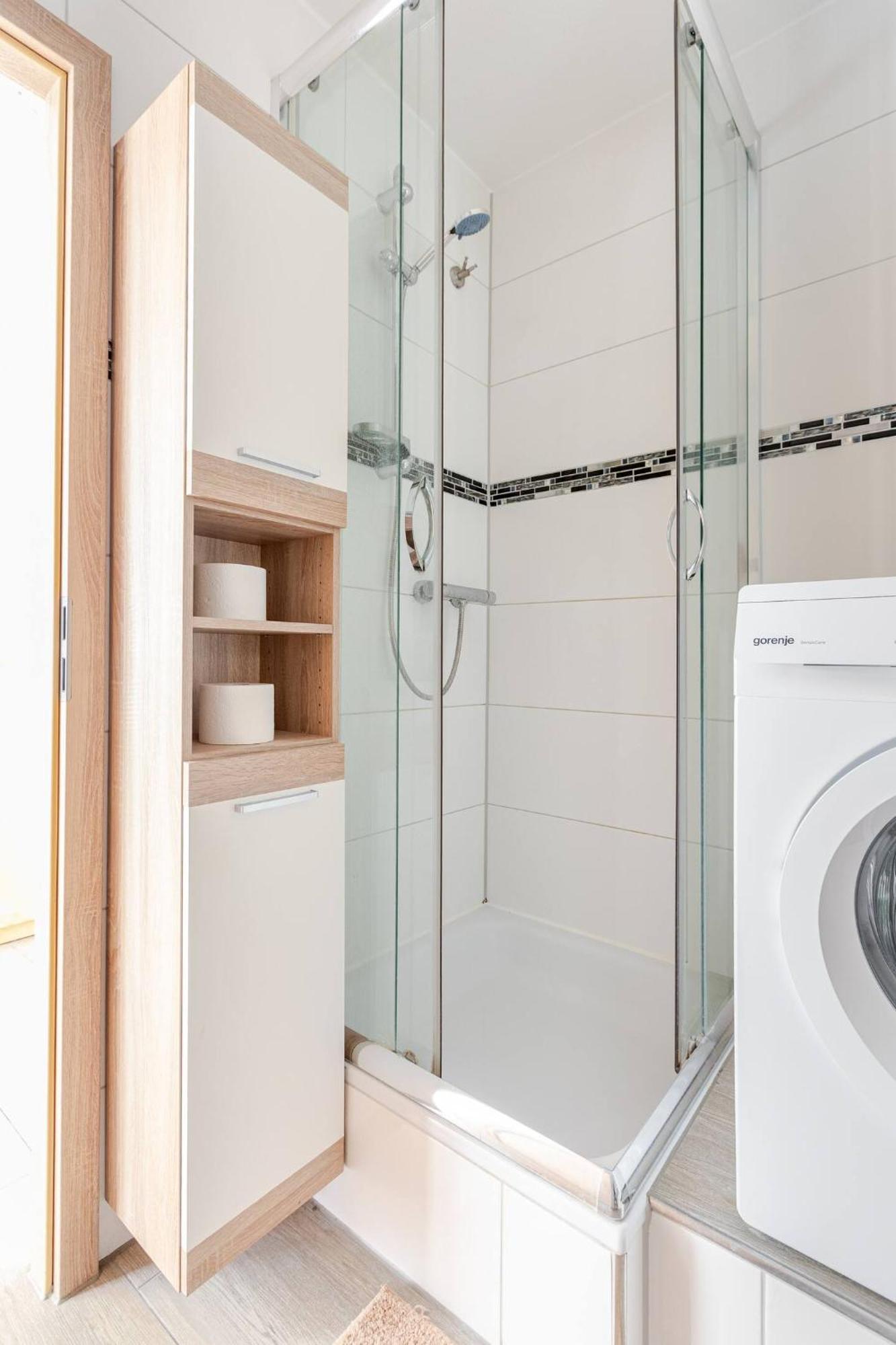 Apartment Schoenes Mit Parkplatz & 24h Checkin 2 Cologne