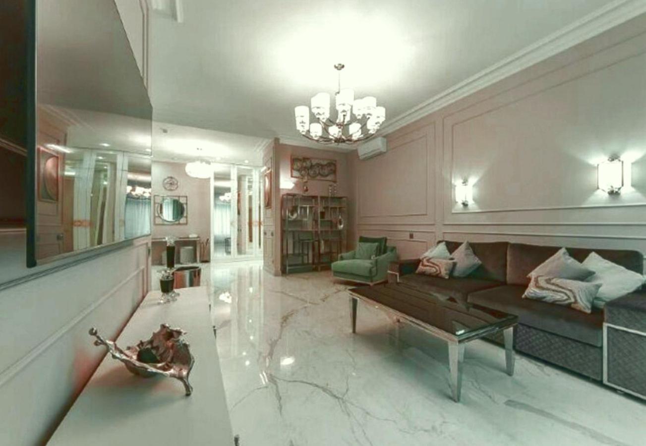 Apartment Spacious For 10 Guests In