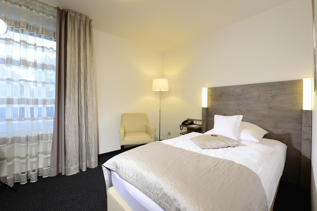 Hotel Spiegel 4*