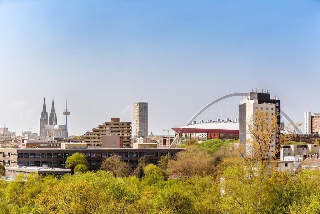 Deutz Apartment Cologne