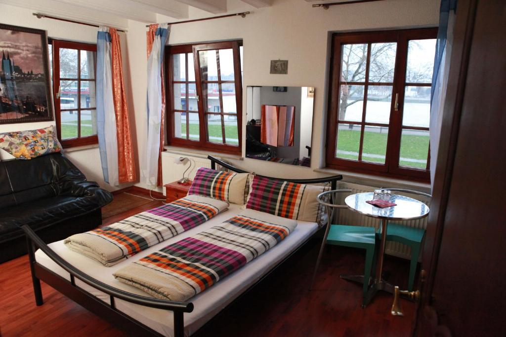 Haus Enteresan Aparthotel