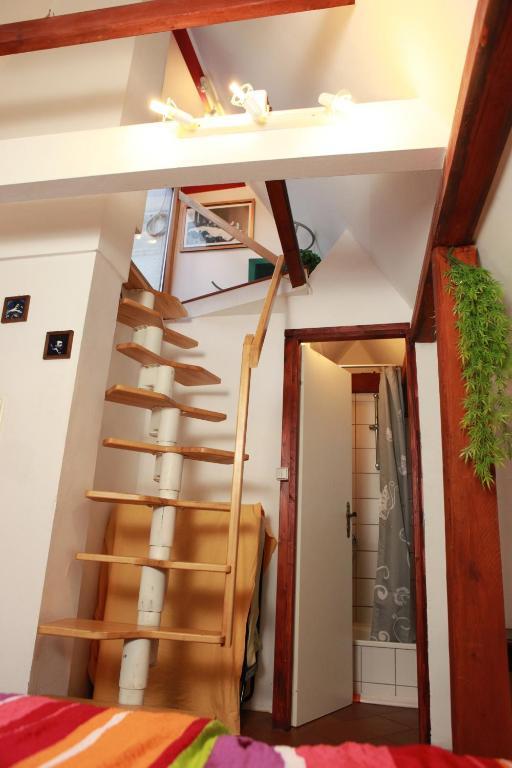 Haus Enteresan Aparthotel