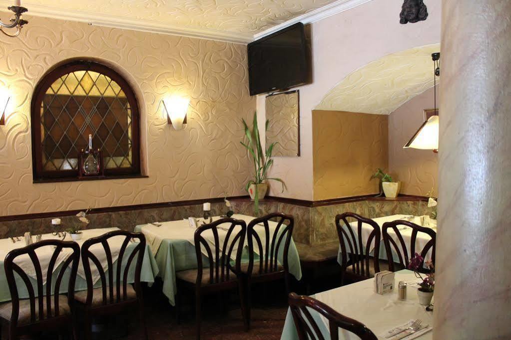 Kunibert Der Fiese Hotel 3*