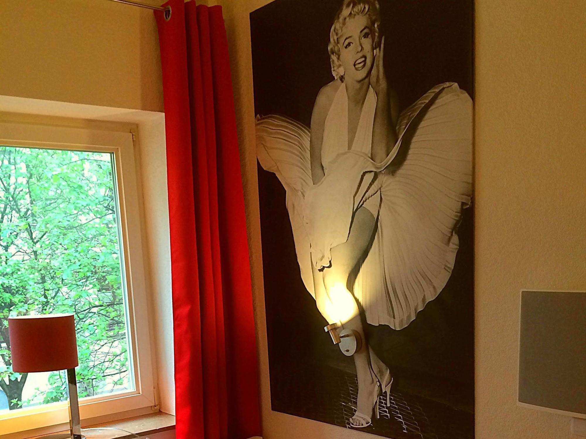 Hotel Alt Deutz City-messe-arena 2*