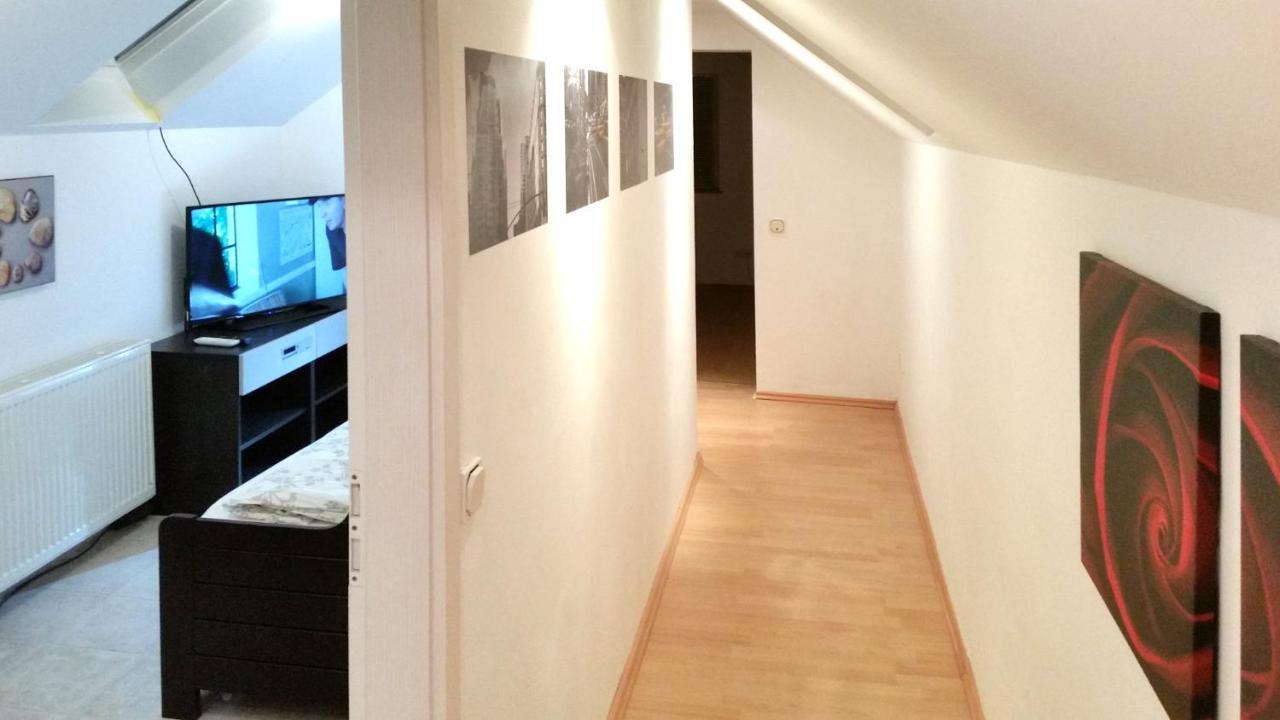 Holiday home Haus Am Rhein