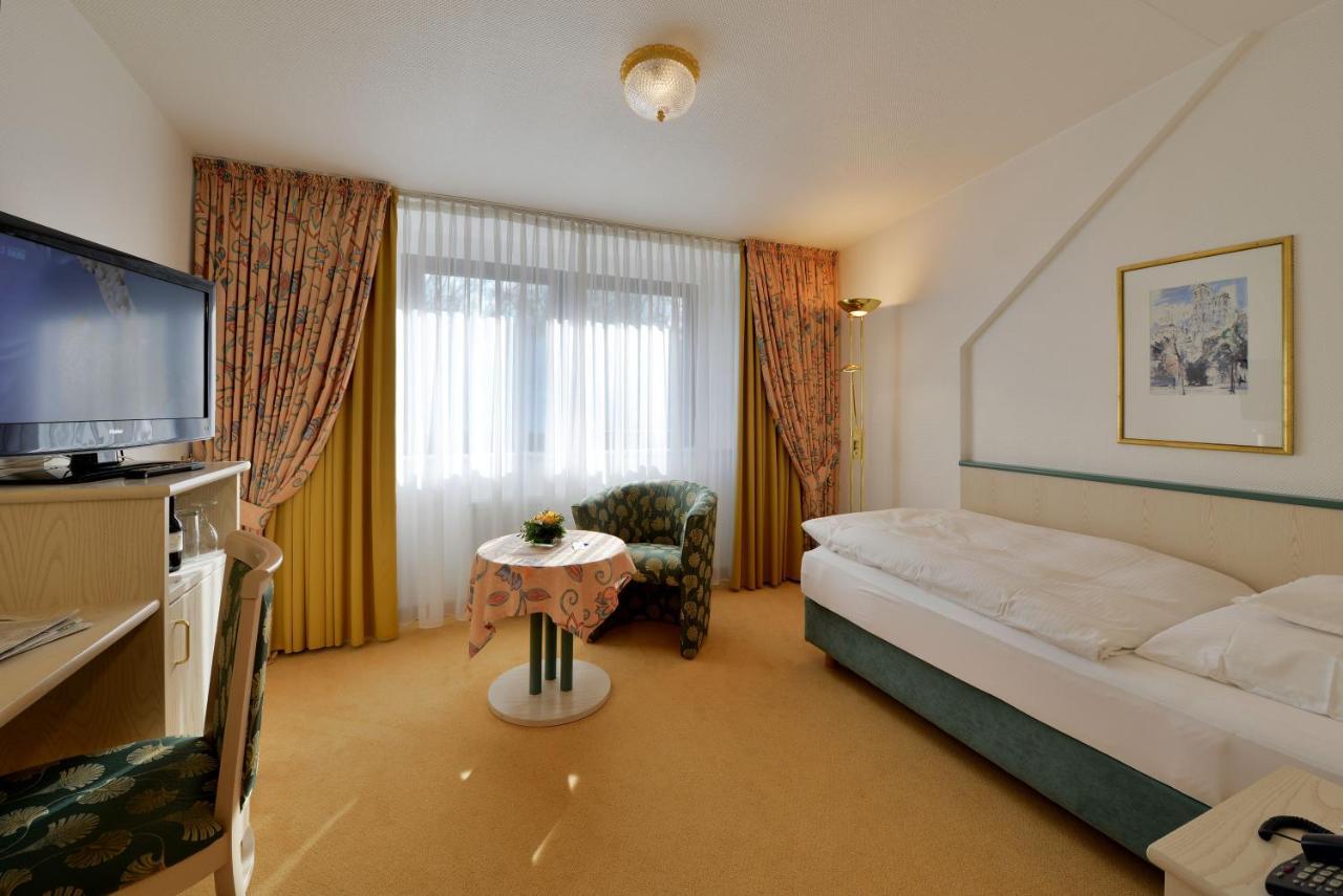 Spiegel 4* Cologne