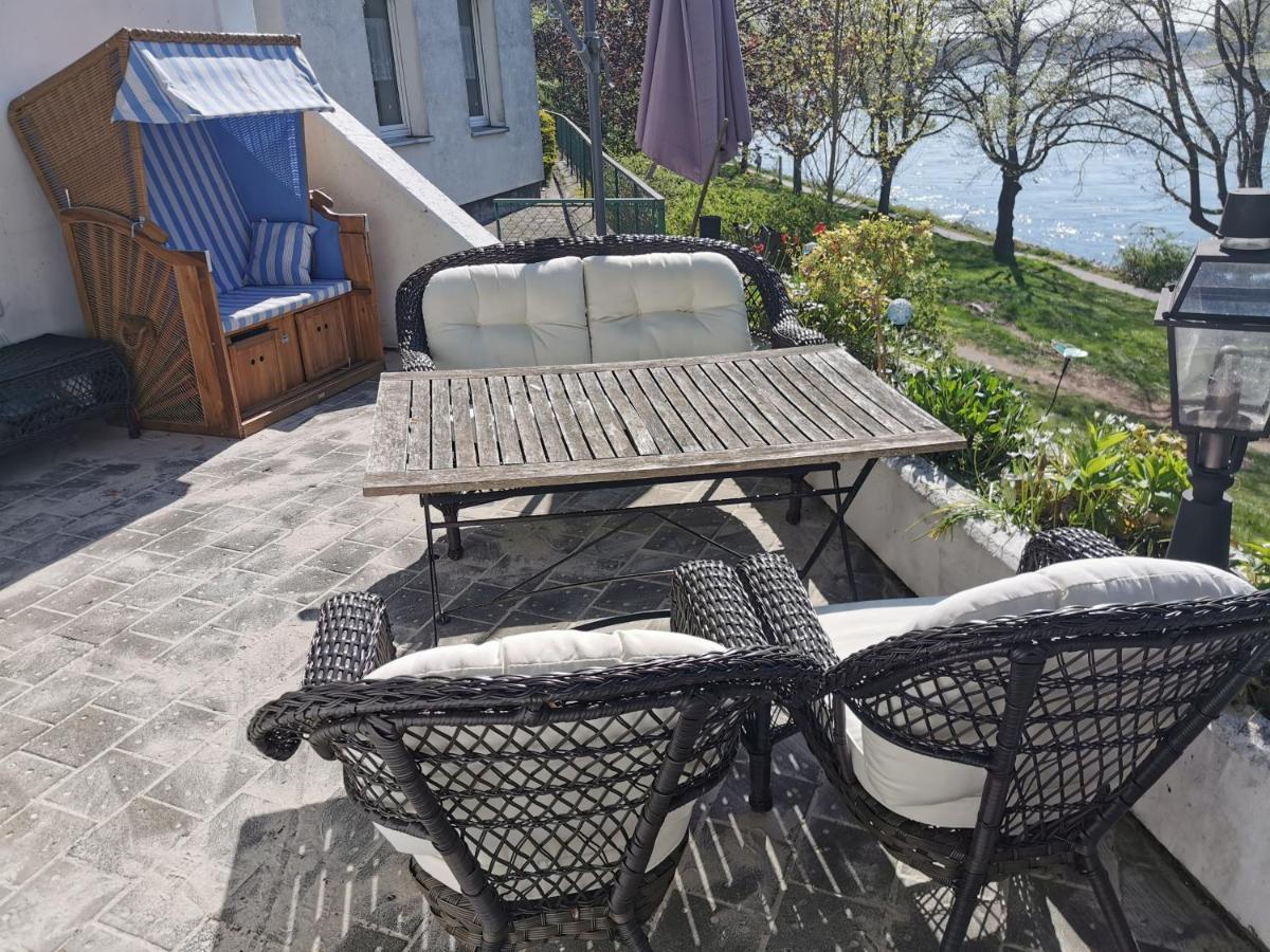 Haus Am Rhein Holiday home *
