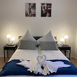 Moderne Apartment In Cologne Center
