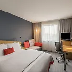 Holiday Inn Express Cologne Muelheim By Ihg