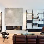 Townhouse By The Qvest