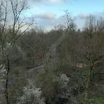 Zentral Und Doch Natur