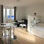 Bonbon Nerstr Vollstaendig Eingerichtetes Apartment Mit Parkplatz