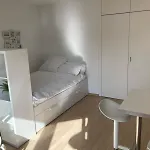 Bonbon Nerstr Vollstaendig Eingerichtetes Apartment Mit Parkplatz