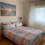 Ferienwohnung Mit Garten In Koeln