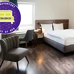 Koncept Hotel zum kostbaren Blut - contactless check-in