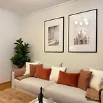 Bohochic Im Herzen Koelns Mit Balkon
