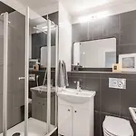 Schoenes Apartment Mit Parkplatz & 24H Checkin 1