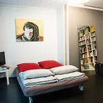 Gartenzimmer In Atelierwohnung