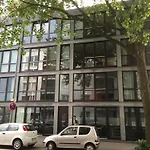 Gartenzimmer In Atelierwohnung
