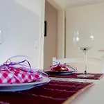 Sartison Apartment