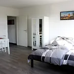 Sartison Apartment