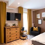 1St Floor Koeln