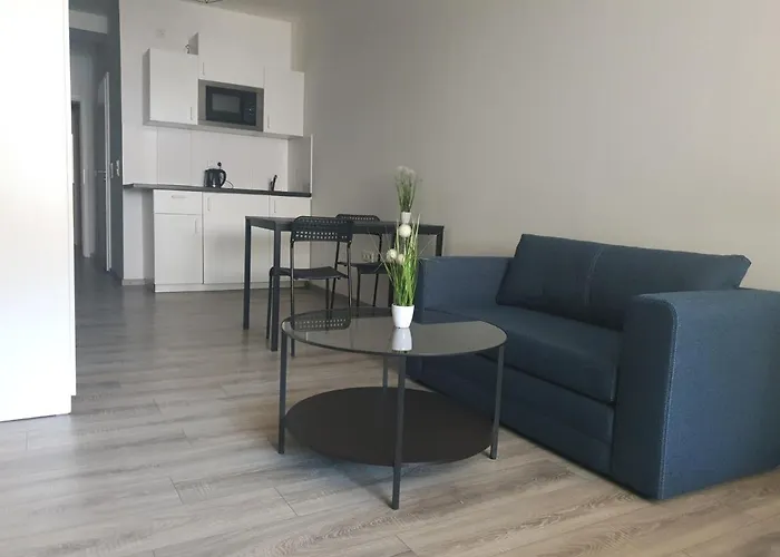 Shiva\'S Cityaparthotel