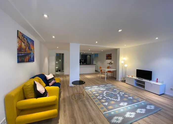 Dreamy Luxury Basement In Cologne