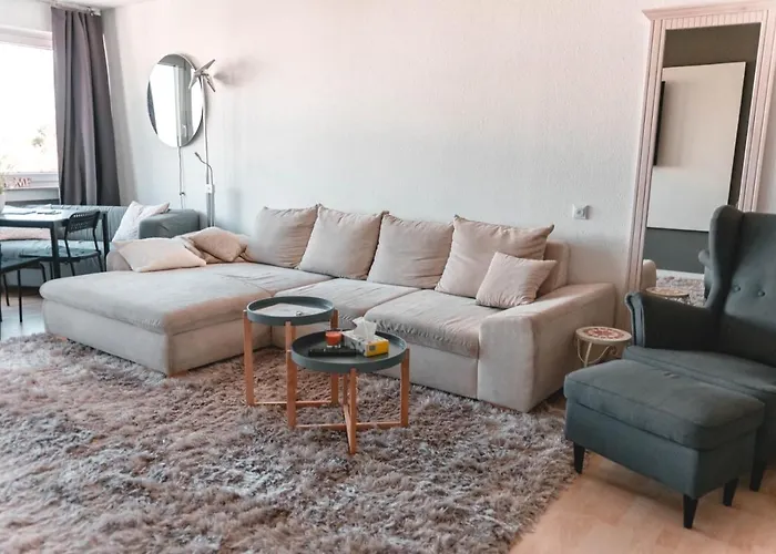 2 Zimmer Apartment Mit Blick Auf Den Koelner Dom