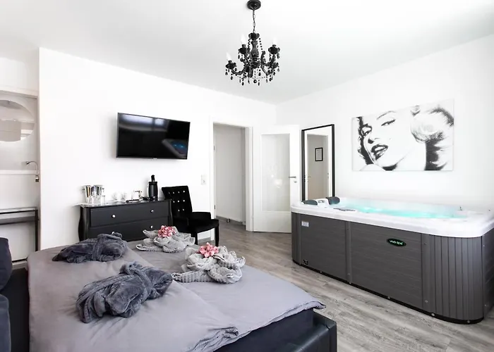 1St Floor Koeln