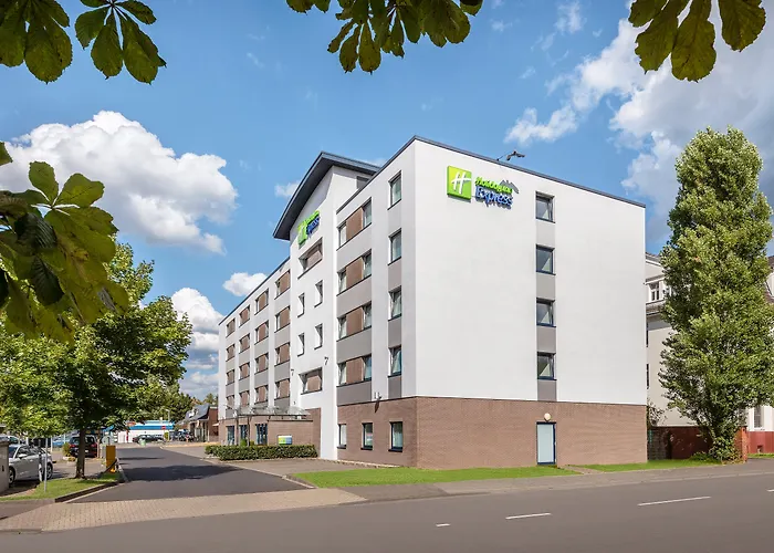 Holiday Inn Express Cologne Muelheim By Ihg