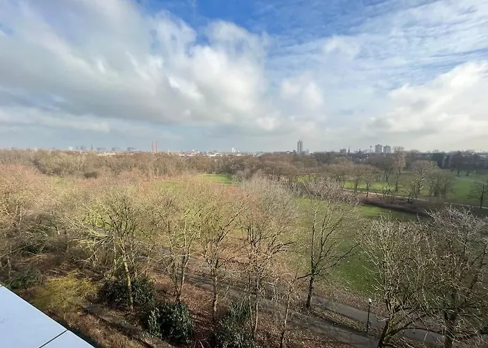 Parkblick Mit Dom