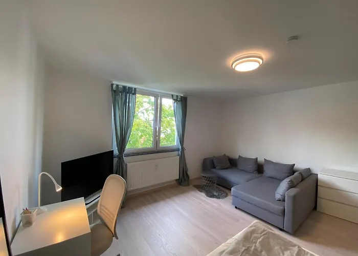 Apartment With Balcony Cologne