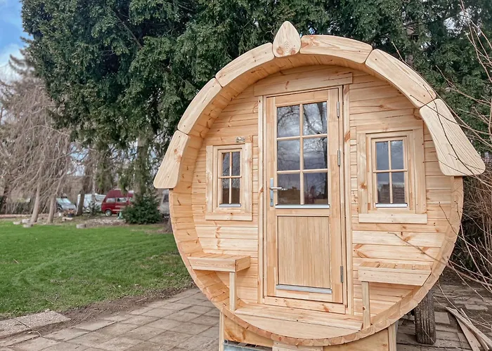 Das Wiesenhaus Wohnen Im Schlaffass