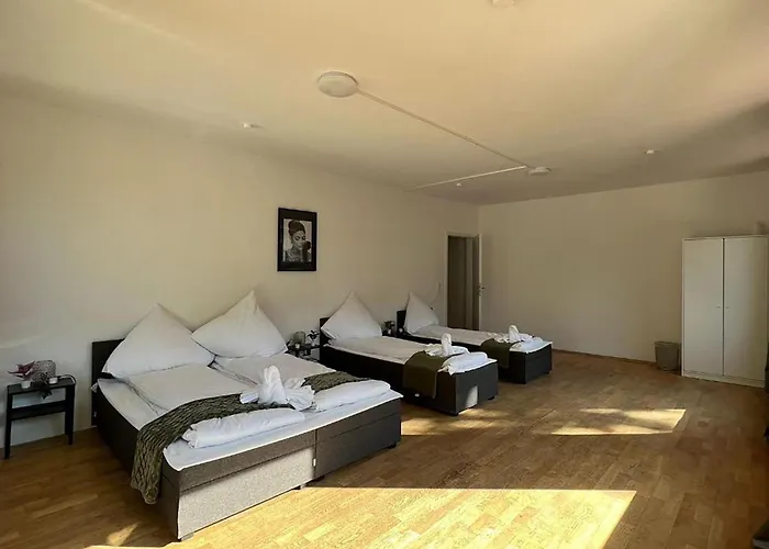 Spacious Apartments In Central Cologne, Near The Cathedral