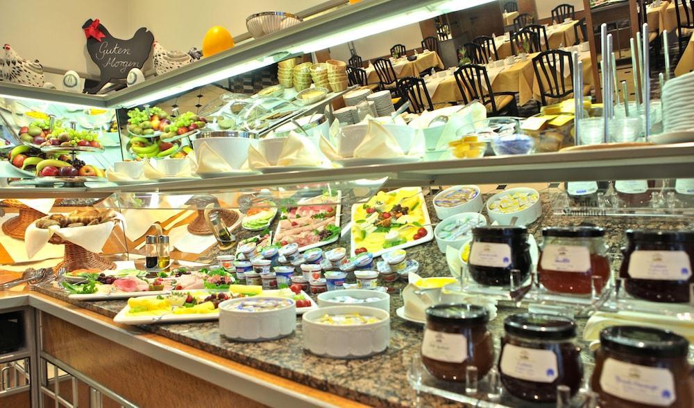 Hotel Viktoria 4*
