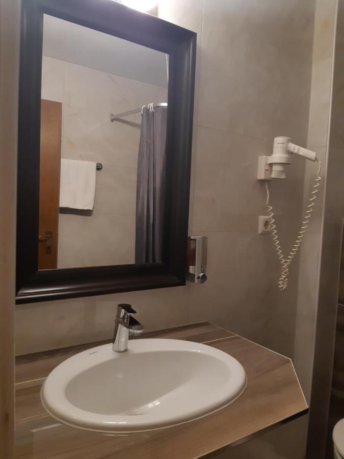 Lorien Hotel