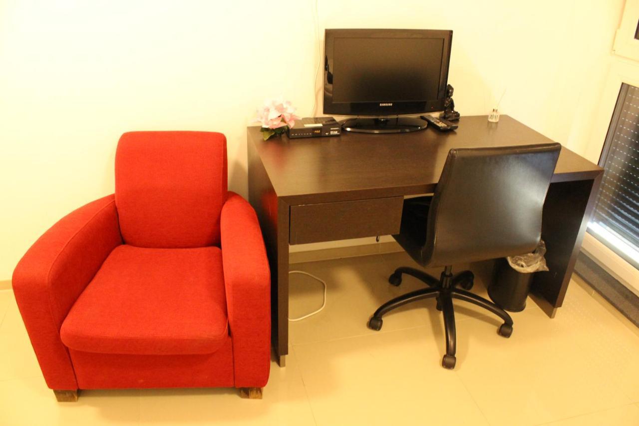 Lovely Studio West - Neues Momomotel * Keulen