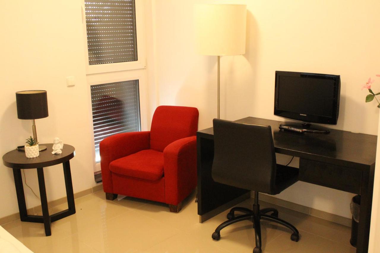 Lovely Studio West - Neues Momomotel