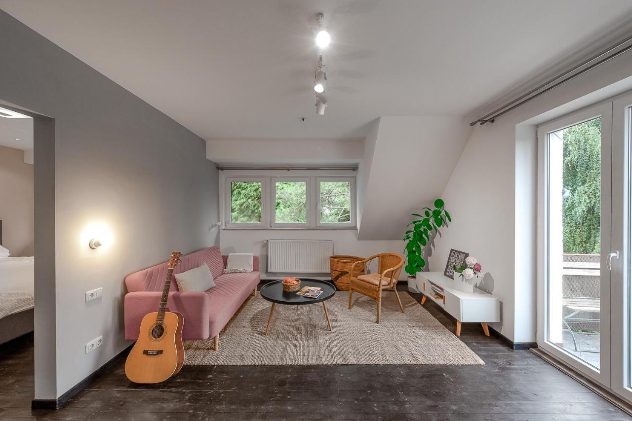 Das Wiesenhaus: Wohnen Direkt Am Rhein Apartamento Colonia